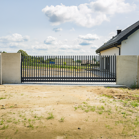 Brama przesuwna grzebieniowa (60x40mm, rozstaw profili co 4cm) 4000x1700mm PRAWA grafit STR RAL7021