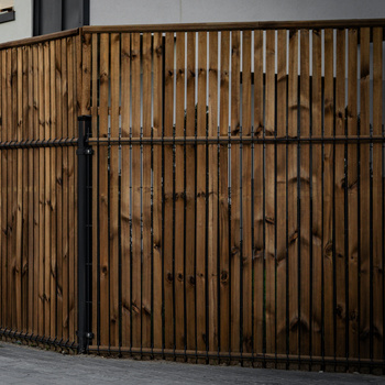 Przesłona ogrodzenia panelowego 3D (46 drutów pionowych) Wiśniowski na wys.1530mm - ciemny brąz