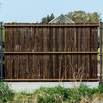 Przesłona ogrodzenia panelowego 3D (46 drutów pionowych) Wiśniowski na wys.1730mm - ciemny brąz
