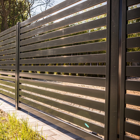 OUTLET - Przęsło palisadowe SOLID 2500mm x 1500mm RAL 7016 (struktura grubozianista)