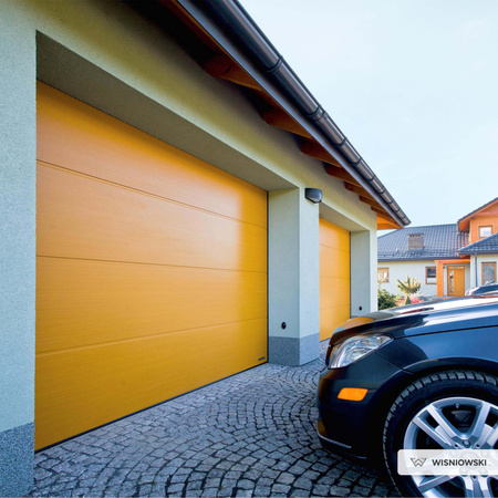 Brama garażowa segmentowa Wiśniowski UniPro o wymiarach 5000mm x 2250mm - panel gładki, bez przetłoczeń. Sterowanie automatyczne SPARK 800. HI COSMIC BLACK