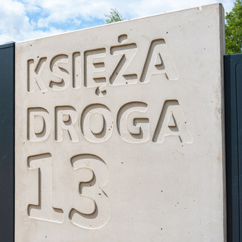 Mur personalizowany L 180cm x 100cm x 70cm + totem + śruby zamkowe - naturalny